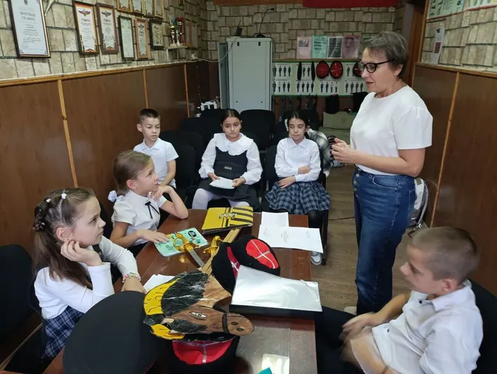 photo_5436398535185662599_y