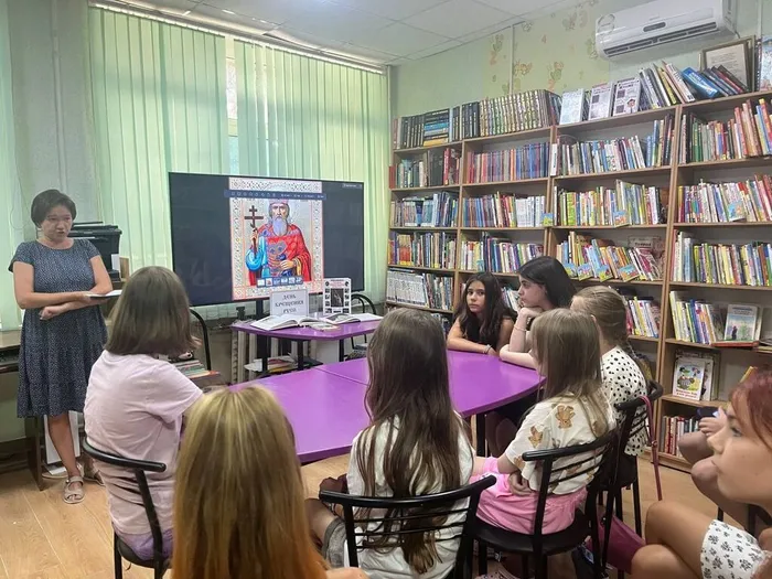 photo_5197652607554943391_y